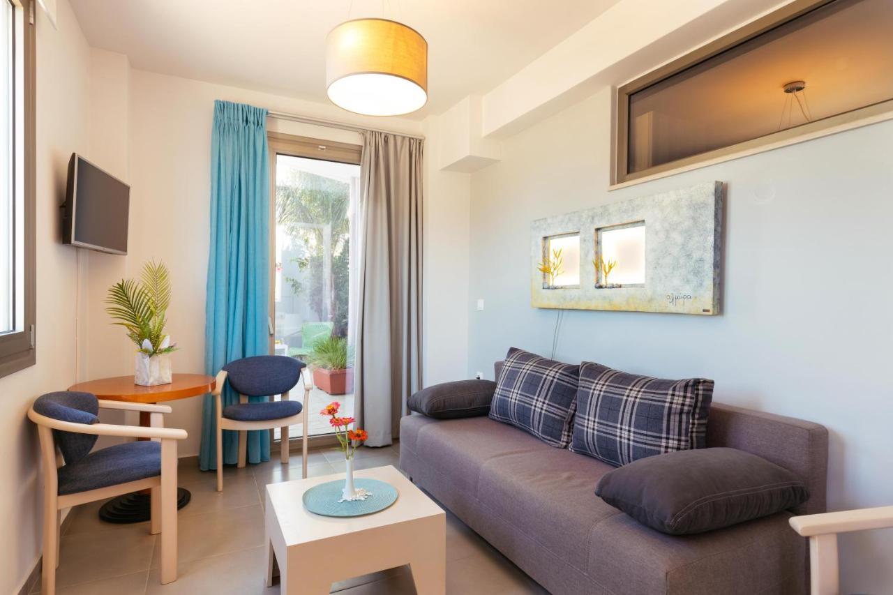 פלאקיאס Sea View Luxury Apartments מראה חיצוני תמונה
