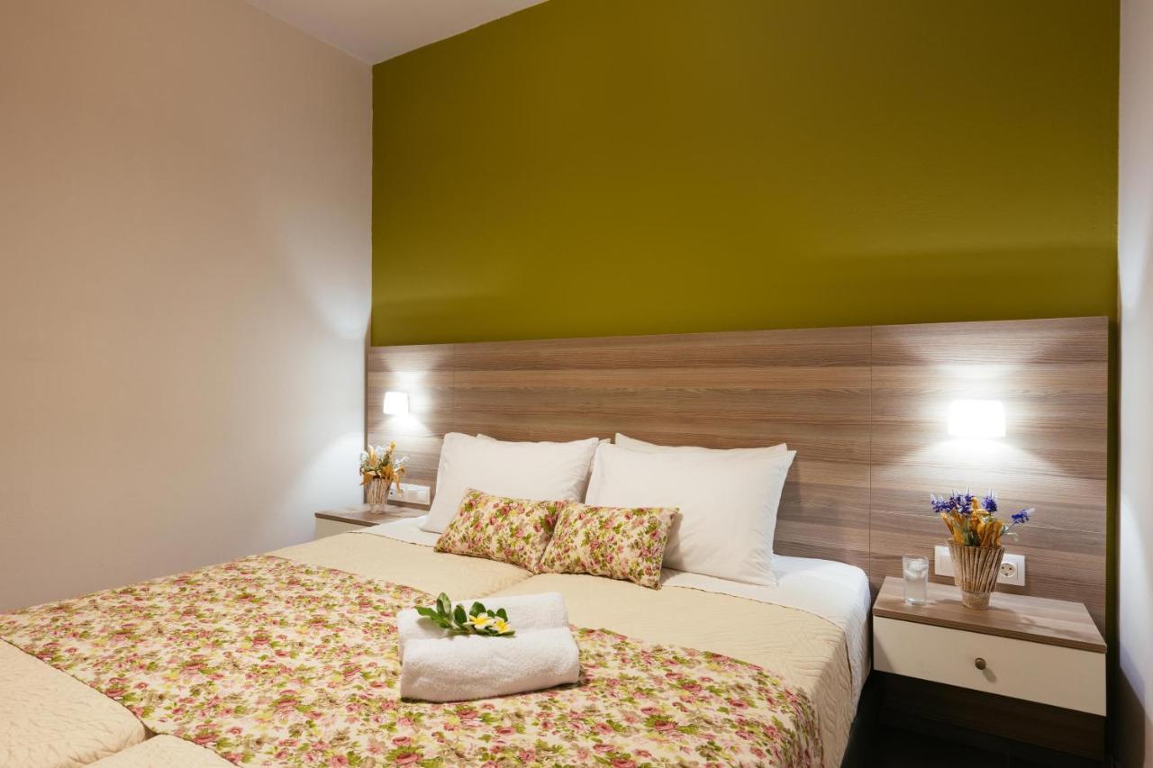 פלאקיאס Sea View Luxury Apartments מראה חיצוני תמונה
