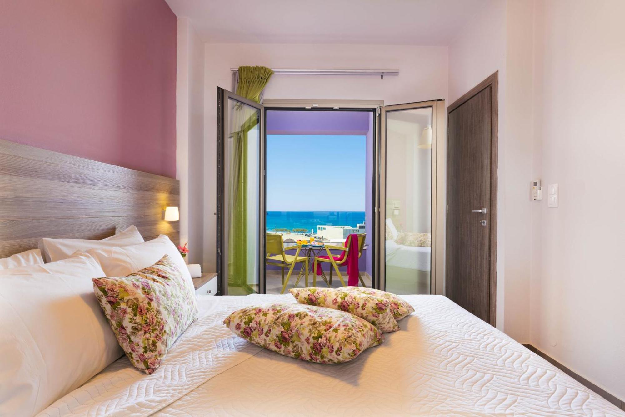 פלאקיאס Sea View Luxury Apartments מראה חיצוני תמונה