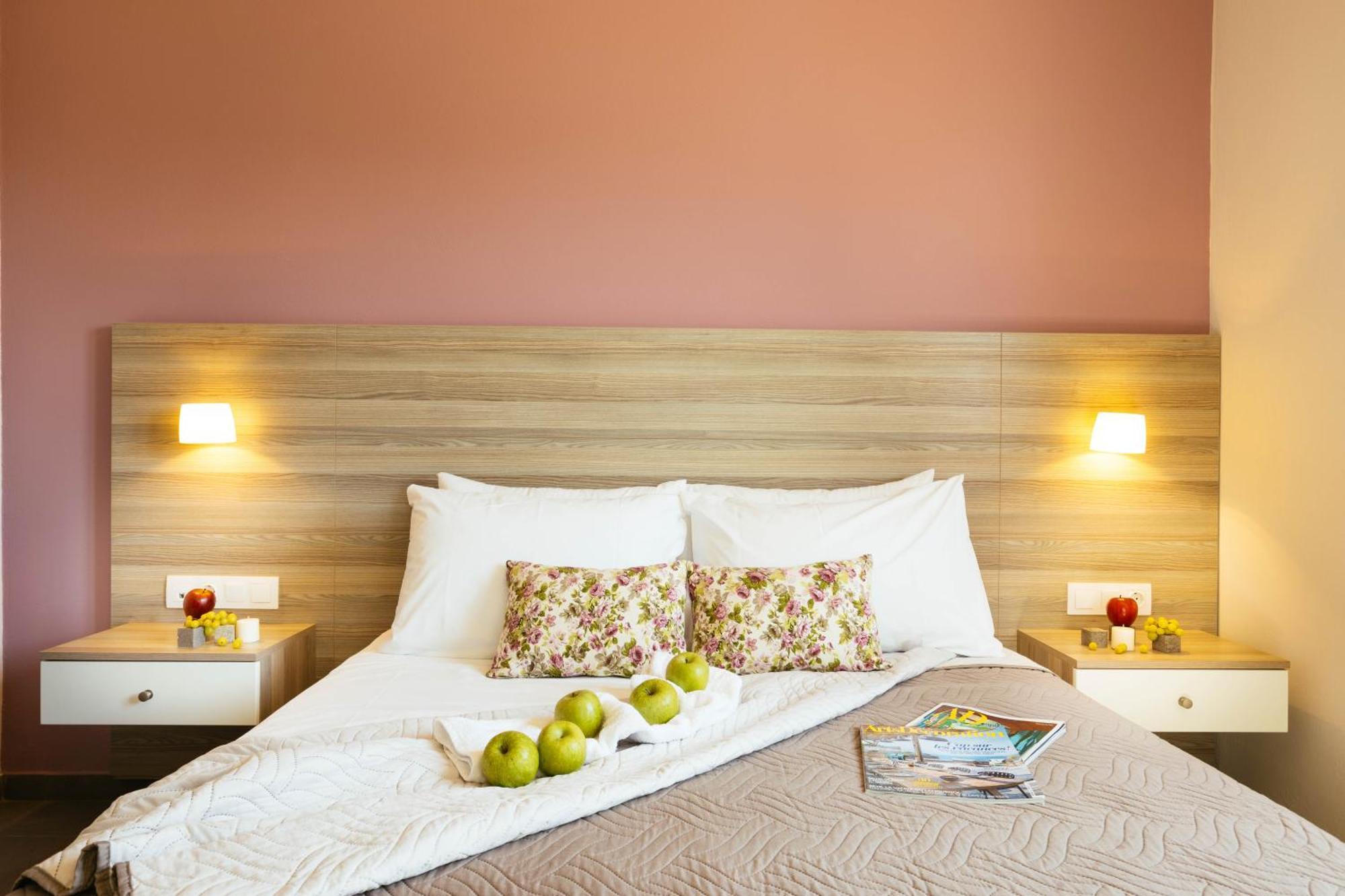פלאקיאס Sea View Luxury Apartments מראה חיצוני תמונה