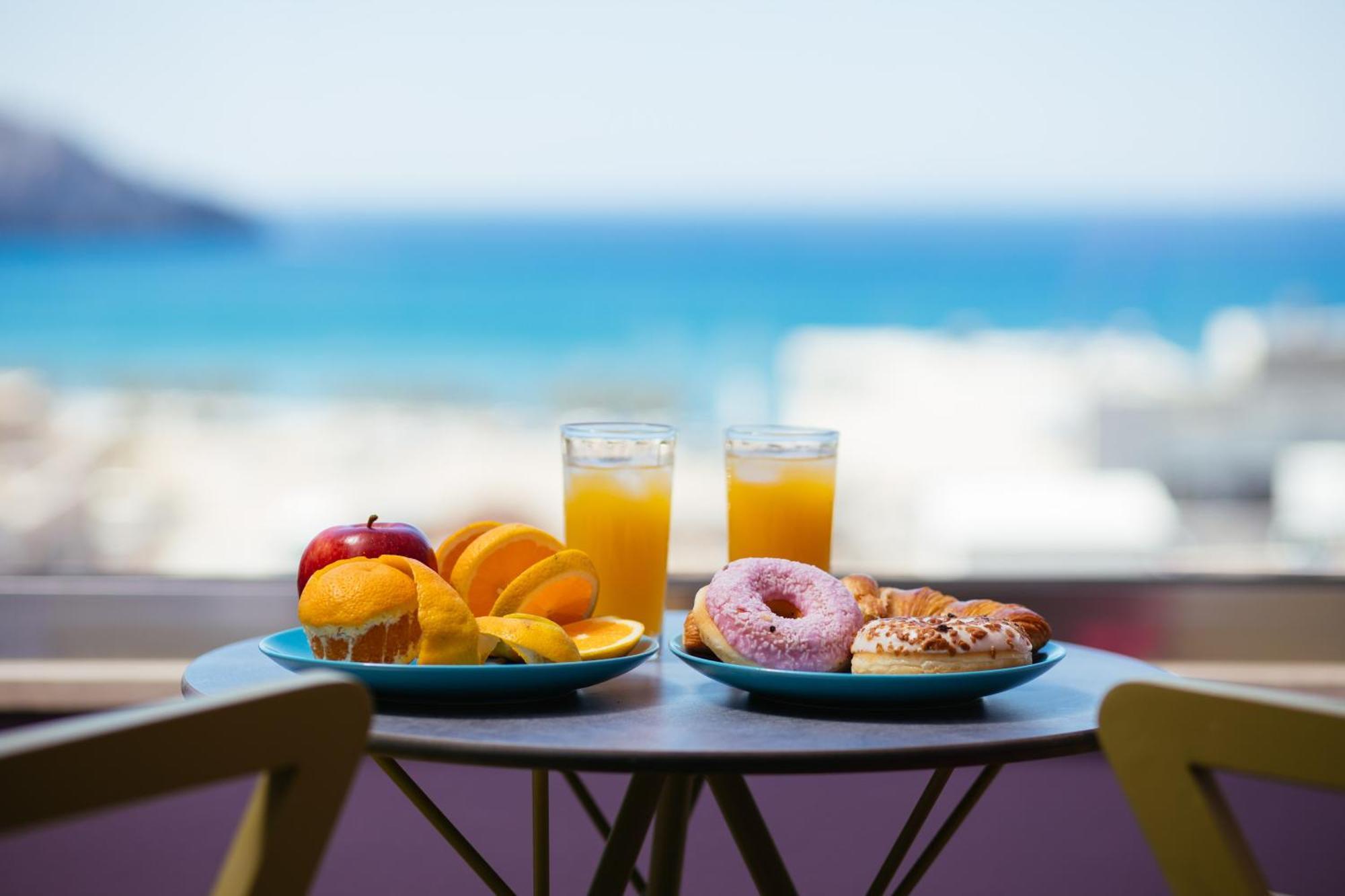 פלאקיאס Sea View Luxury Apartments מראה חיצוני תמונה